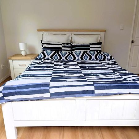 Two Bedroom Homestay With Private Entrance In Convenient Location Auckland Exterior photo